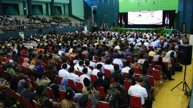 Tim Ops NCS Polri Bagikan 5.400 Paket Sembako, Serukan Pilkada Damai di Jatim. Dok. Istimewa