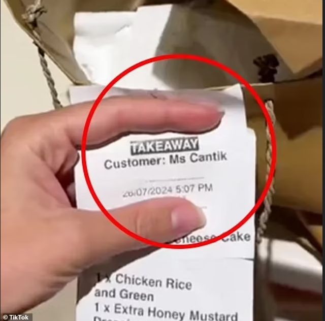 Turis Australia Ini Terharu Saat Pesan Makanan di Bali Karena Hal Ini