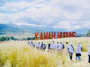 Kawah Wurung yang Urung Menjadi Kawah, Memesona Sekali