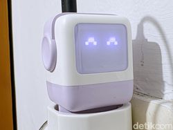 Unboxing Ugreen Robot GaN, Adaptor Charger Rp 400 Ribu Menggemaskan