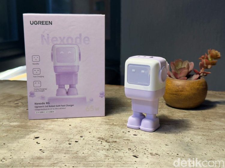 Unboxing Ugreen Robot GaN, Adaptor Charger Rp 400 Ribu Menggemaskan