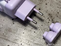 Unboxing Ugreen Robot GaN, Adaptor Charger Rp 400 Ribu Menggemaskan