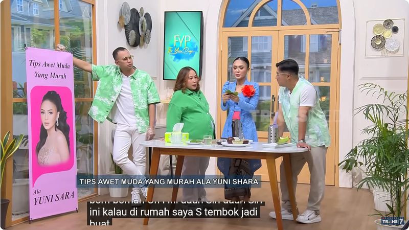 Rahasia awet muda Yuni Shara