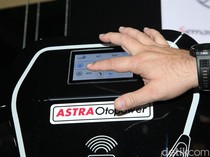 Astra Pamer Charging Station dan Solar Panel di Festival LIKE 2