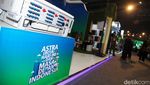 Astra Pamer Charging Station dan Solar Panel di Festival LIKE 2