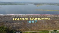 Selain itu, juga untuk menghargai jasa-jasa para pahlawan yang telah gugur dalam memperjuangkan kemerdekaan.