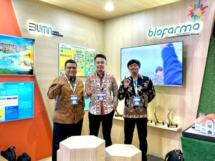 Booth Biofarma di Festival LIKE 2