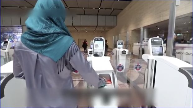 Changi Imigration. (CNBC.com)