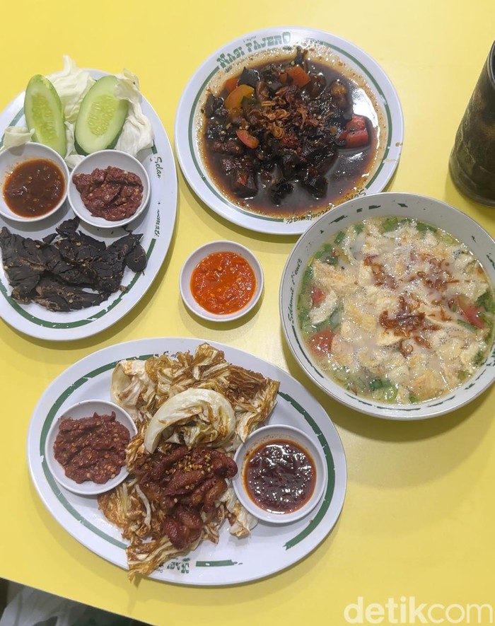 Depot Nasi Pajero: Uenakk Tenan! Gongso Jeroan Sapi Khas Semarang di Cipete Depot Nasi Pajero: Uenakk Tenan! Gongso Jeroan Sapi Khas Semarang di Cipete