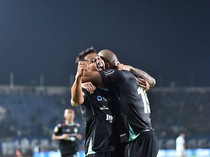 Lini Depan Persib yang Menyedihkan
