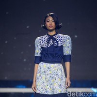 Empat brand dan desainer lokal memamerkan koleksi busana ramah lingkungan di Festival LIKE 2 KLHK di Jakarta Convention Center, Senayan. Mereka adalah Adrie Basuki, Aruna, Imaji Studio dan Setali Indonesia.  Foto: Andhika Prasetia/Detikcom