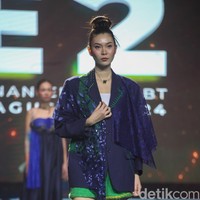 Empat brand dan desainer lokal memamerkan koleksi busana ramah lingkungan di Festival LIKE 2 KLHK di Jakarta Convention Center, Senayan. Mereka adalah Adrie Basuki, Aruna, Imaji Studio dan Setali Indonesia. Foto: Andhika Prasetia/Detikcom