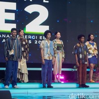 Empat brand dan desainer lokal memamerkan koleksi busana ramah lingkungan di Festival LIKE 2 KLHK di Jakarta Convention Center, Senayan. Mereka adalah Adrie Basuki, Aruna, Imaji Studio dan Setali Indonesia. Foto: Andhika Prasetia/Detikcom