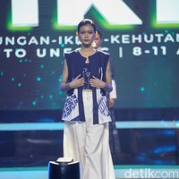 Empat brand dan desainer lokal memamerkan koleksi busana ramah lingkungan di Festival LIKE 2 KLHK di Jakarta Convention Center, Senayan. Mereka adalah Adrie Basuki, Aruna, Imaji Studio dan Setali Indonesia. Foto: Andhika Prasetia/Detikcom