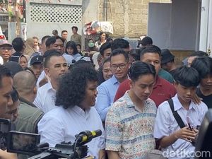 Blusukan di Tangsel, Gibran Tampung Masalah Lansia Belum Dapat KIS-BPJS