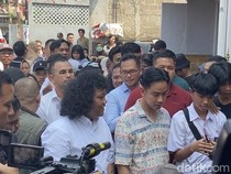 Blusukan Bareng Marshel dan Raffi Ahmad, Gibran Bagi Susu-Buku di Tangsel
