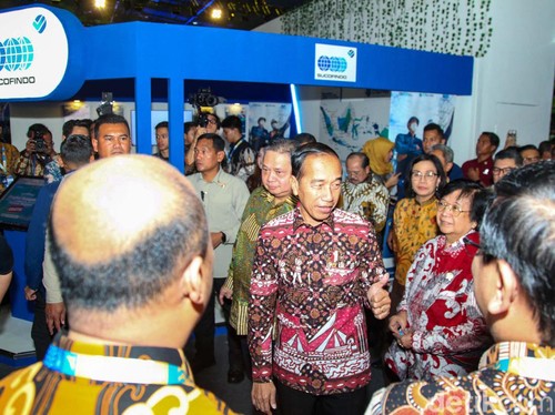 Jokowi Ajak Masyarakat Kerja Sama Jaga Lingkungan di Festival LIKE 2