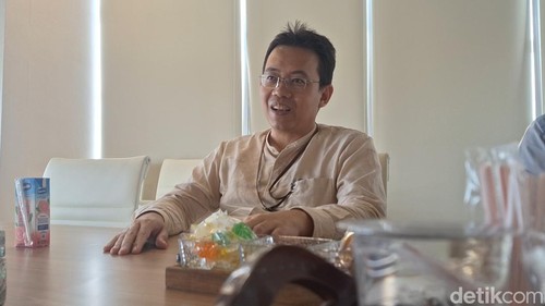 Kepala OJK NTB Rudi Sulistyo