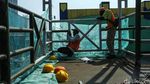 Kusam dan Berkarat, JPO Pasar Gembrong Baru Diperbaiki