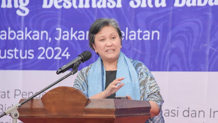 Lestari Moerdijat