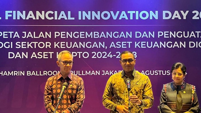 OJK Luncurkan Peta Jalan Pengembangan Inovasi Teknologi Keuangan-Kripto.