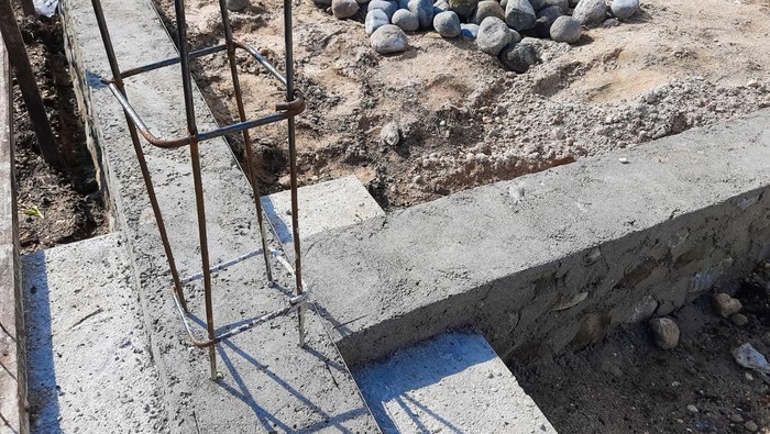 Pembangunan Fondasi Batu Kali