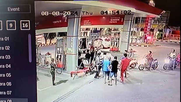 Pengeroyokan di SPBU Jalan Pahlawan Sidoarjo.