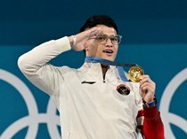 Rizki Juniansyah Raih Emas-Pecahkan Rekor di Angkat Besi Olimpiade 2024