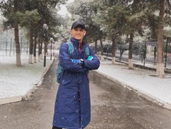 8 Pesona Rizki Juniansyah, Atlet Angkat Besi Tampan Raih Emas Olimpiade 2024