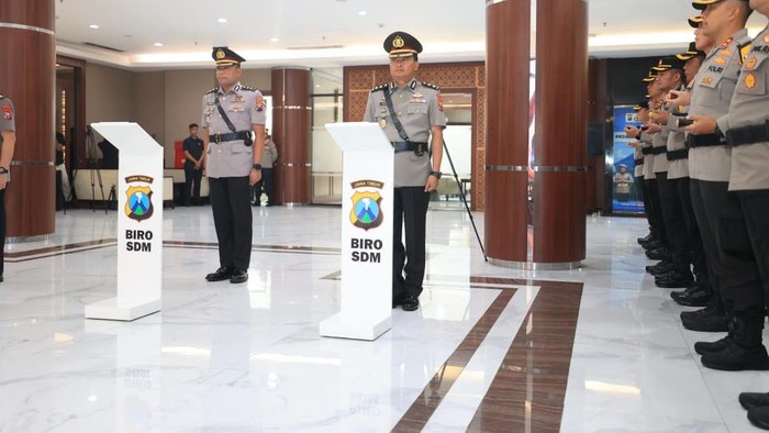 Sertijab 2 PJU Polda Jatim