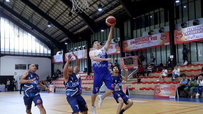 Transmedia Melaju ke Perempatfinal Turnamen Basket SMLBT 2024