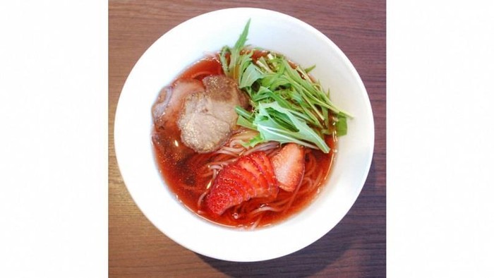 10 Rasa Ramen Paling Aneh yang Menantang Dicicipi