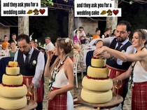 Pasangan Ini Sajikan Kue Pengantin Berupa Tumpukan Keju Creamy