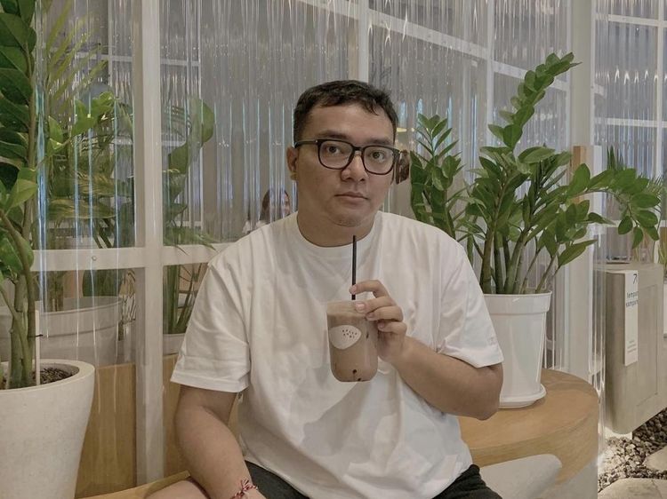 Geofanny Tambunan Hobi ke Kafe, Minum Es Cokelat hingga Makan Dessert