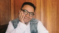 Tidak hanya ke kafe, pelantun ‘Apanya dong’ itu juga menikmati hidangan nasi lezat yangd dilengkapi dengan sambal. Foto: Instagram @geofannytambunan