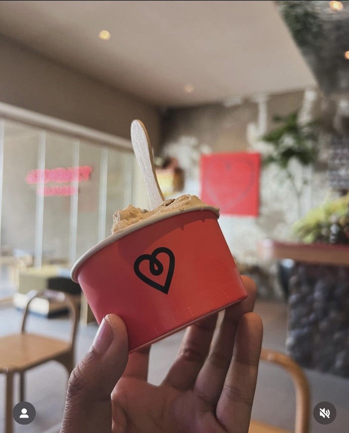 Geofanny Tambunan Hobi ke Kafe, Minum Es Cokelat  hingga Makan Dessert