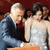 Selain meramaikan Olimpiade 2024, Han So Hee juga diumenghadiri event K-Wave yang diadakan Omega House Paris pada Kamis (8/8/2024) waktu setempat. Foto: Instagram