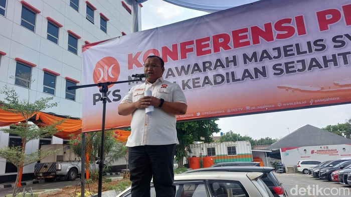 PKS Beri Sinyal Dukungan untuk Figur Senior Kadernya sebagai Calon Wakil Gubernur Jawa Barat