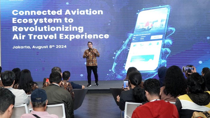 Garuda Indonesia bersama Telkomsel bersama-sama menghubungkan Indonesia melalui layanan penerbangan berkualitas dan telekomunikasi digital. Semua dilakukan untuk negeri.
