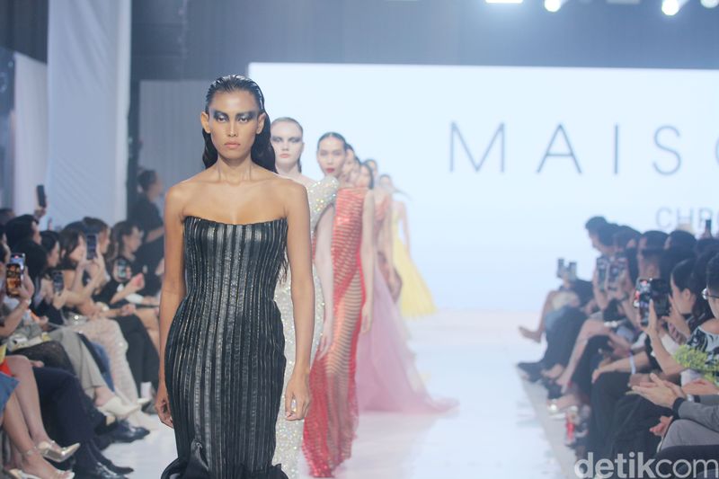Koleksi Maisonmet 'Chromatic' 2024 Koleksi Maisonmet 'Chromatic' 2024