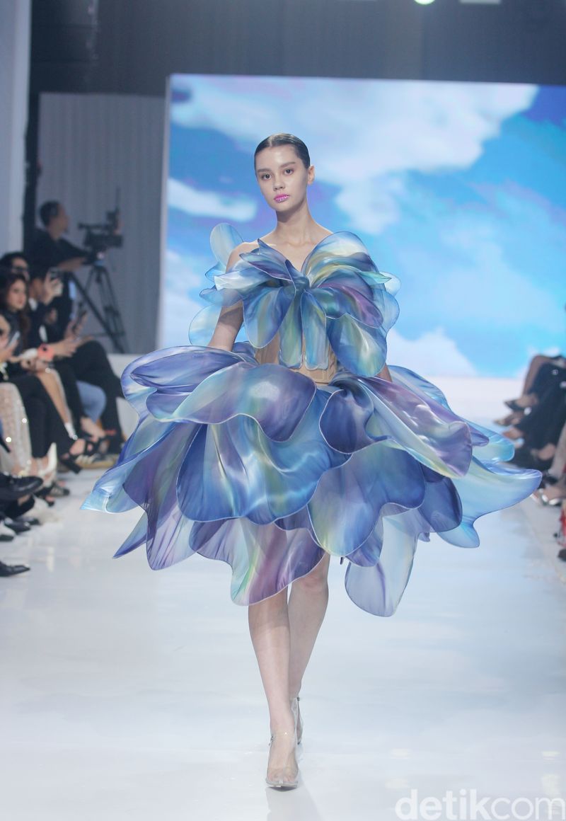 Koleksi Maisonmet 'Chromatic' 2024 Koleksi Maisonmet 'Chromatic' 2024