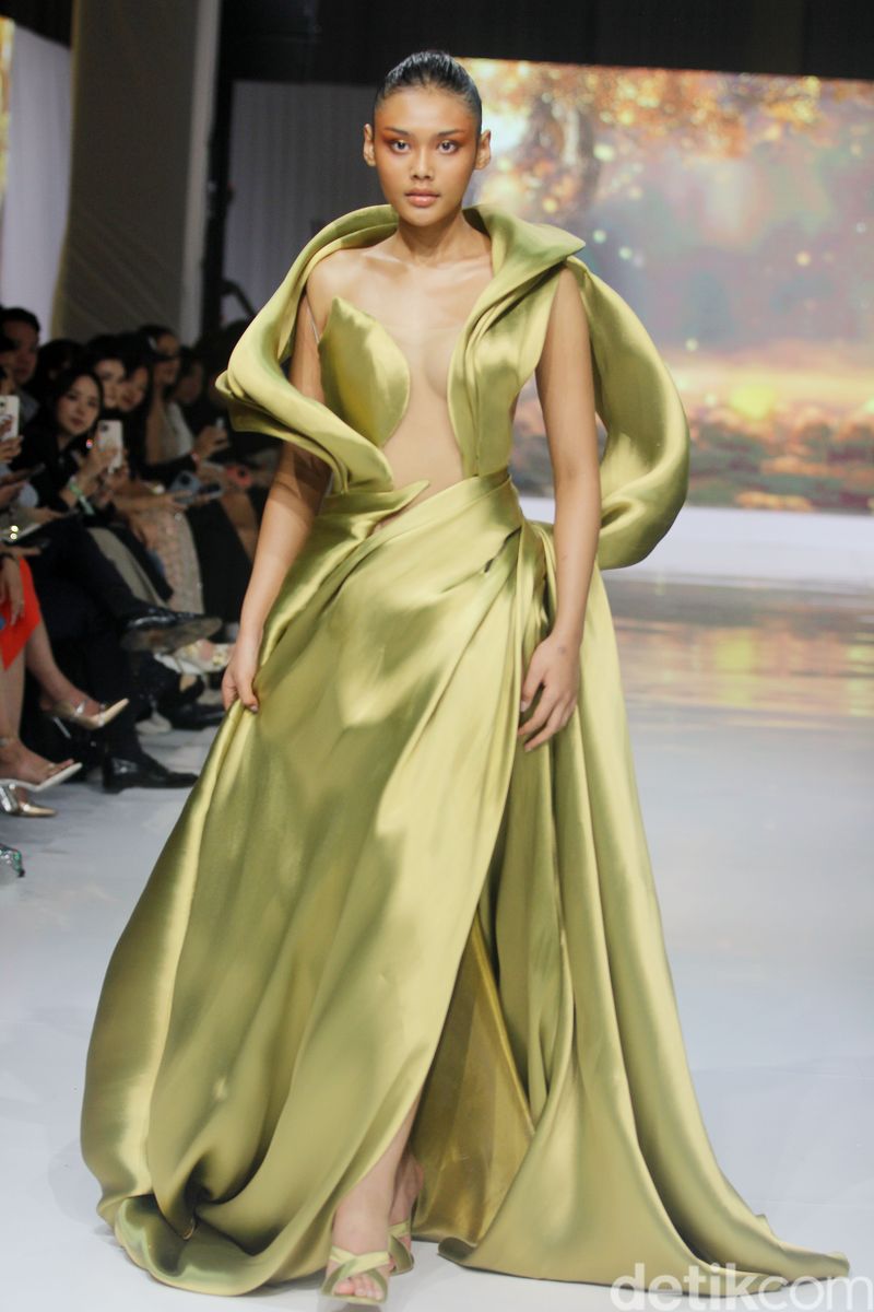 Koleksi Maisonmet 'Chromatic' 2024 Koleksi Maisonmet 'Chromatic' 2024