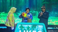 Dalam peluncuran ini, Siti Nurbaya sekaligus melakukan penyiraman bibit pohon. Penyiraman bibit pohon ini menjadi simbol untuk terus menumbuhkan bibit-bibit kepedulian dan spirit inovatif dalam menjaga keberlanjutan lingkungan hidup Indonesia.