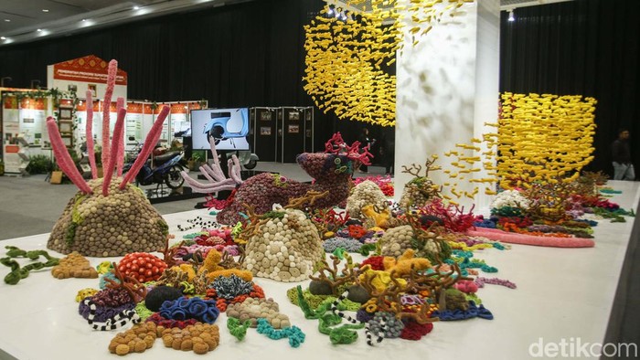 Pameran instalasi kehidupan bawah laut meramaikan Festival LIKE 2 di JCC, Jakarta. Yuk lihat.