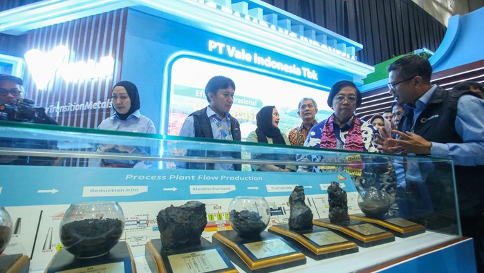 Menteri LHK kunjungi booth Vale di Festival LIKE 2