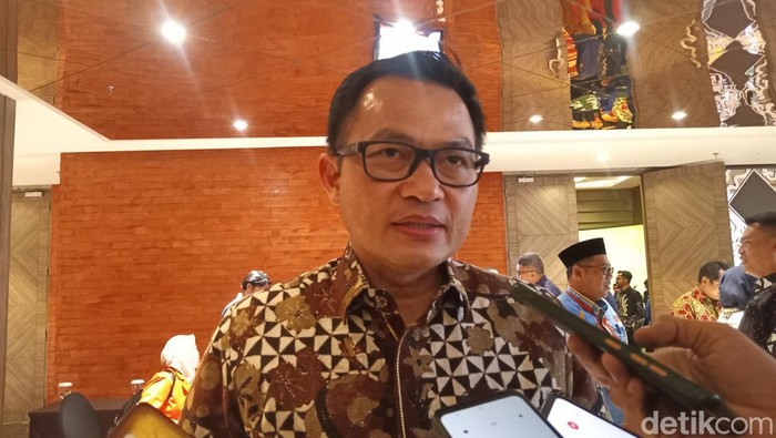 Pj Bupati Cirebon Wahyu Mijaya