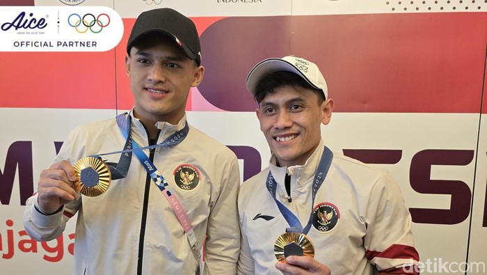Rizki Juniansyah, Veddriq Leonardo Logo Aice