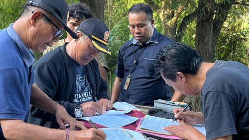 Sidak peredaran daging anjing oleh Satpol PP Provinsi Bali di wilayah Jasri, Kelurahan Subagan, Karangasem, Sabtu (10/8/2024). (Foto: Dok. Yayasan Sintesia Animalia Indonesia)