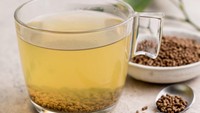 Sobacha atau buckwheat tea asal Jepang terbuat dari biji barley yang dipanggang. Teh ini cukup merepotkan penikmatnya karena biji barley yang dianggap mengganggu. Foto: TasteAtlas