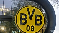 Signal Iduna Park yang terkenal karena menjadi markas BVB Dortmund.